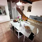Tolis House Apartamento Kavallouri